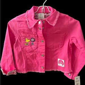 Girls peanuts Jean jacket nwt size 6.  The cutest jacket!!